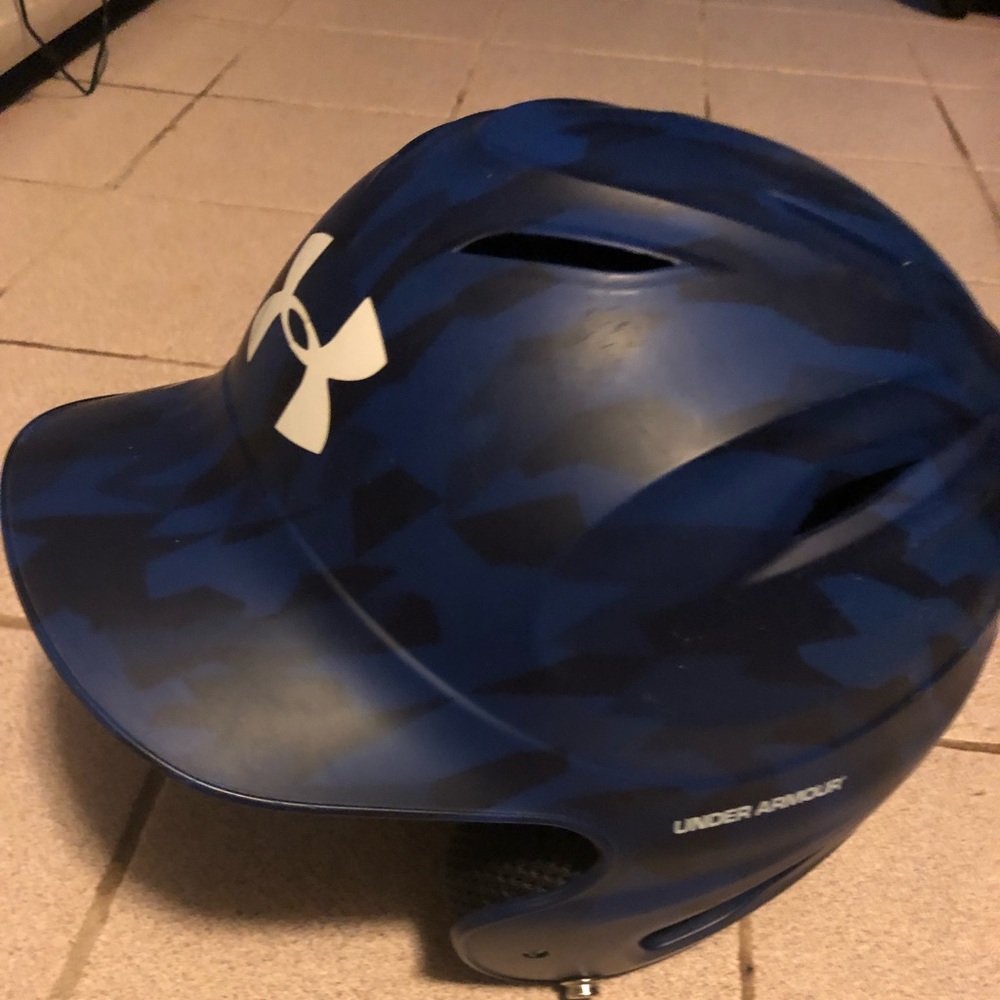 Baseball helmet